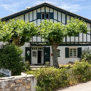 **** Hotel Domaine De Bassilour Frankreich